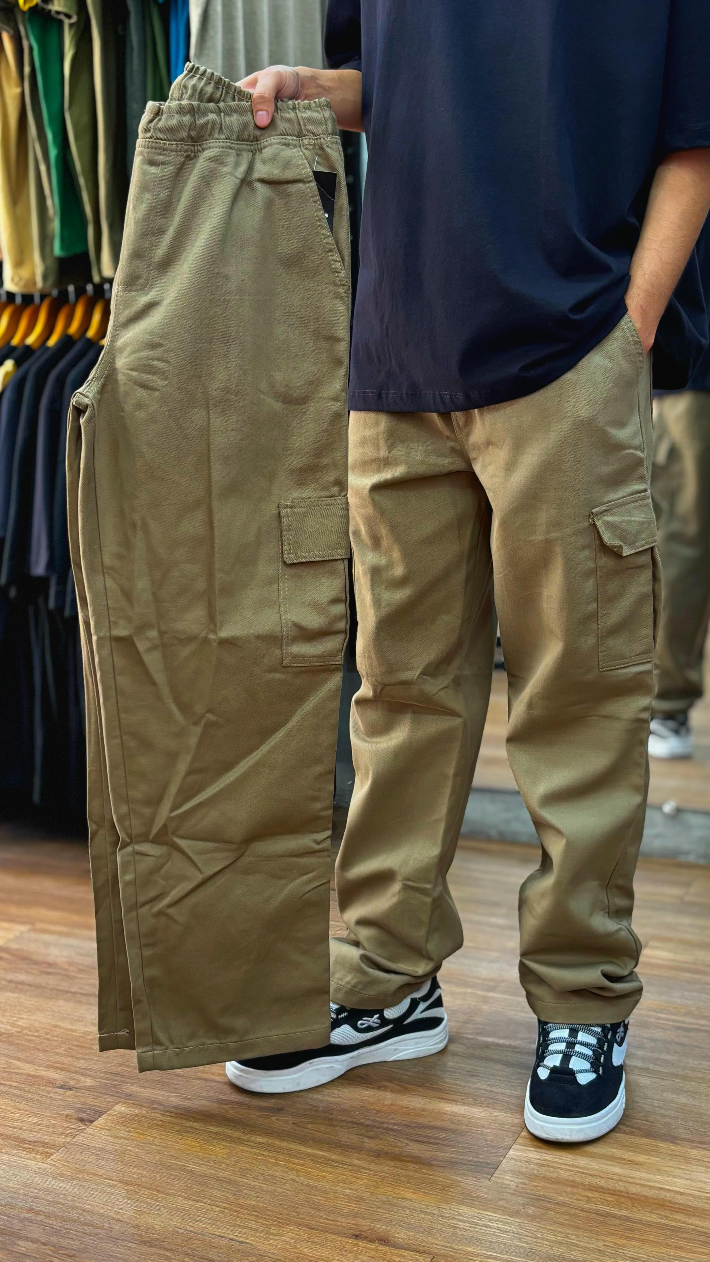 Calça Lisa - Cargo Sarja Kaki