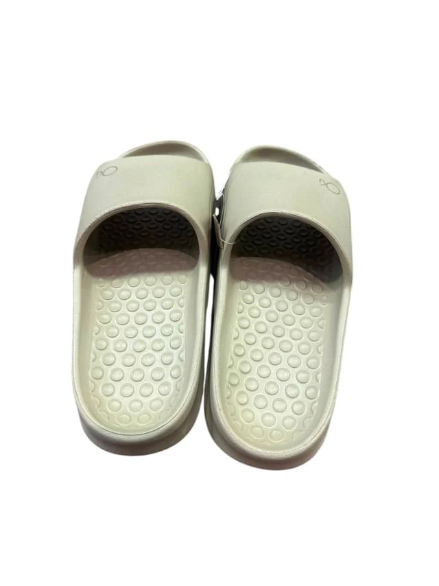 Chinelo Ogochi - Slide Bege