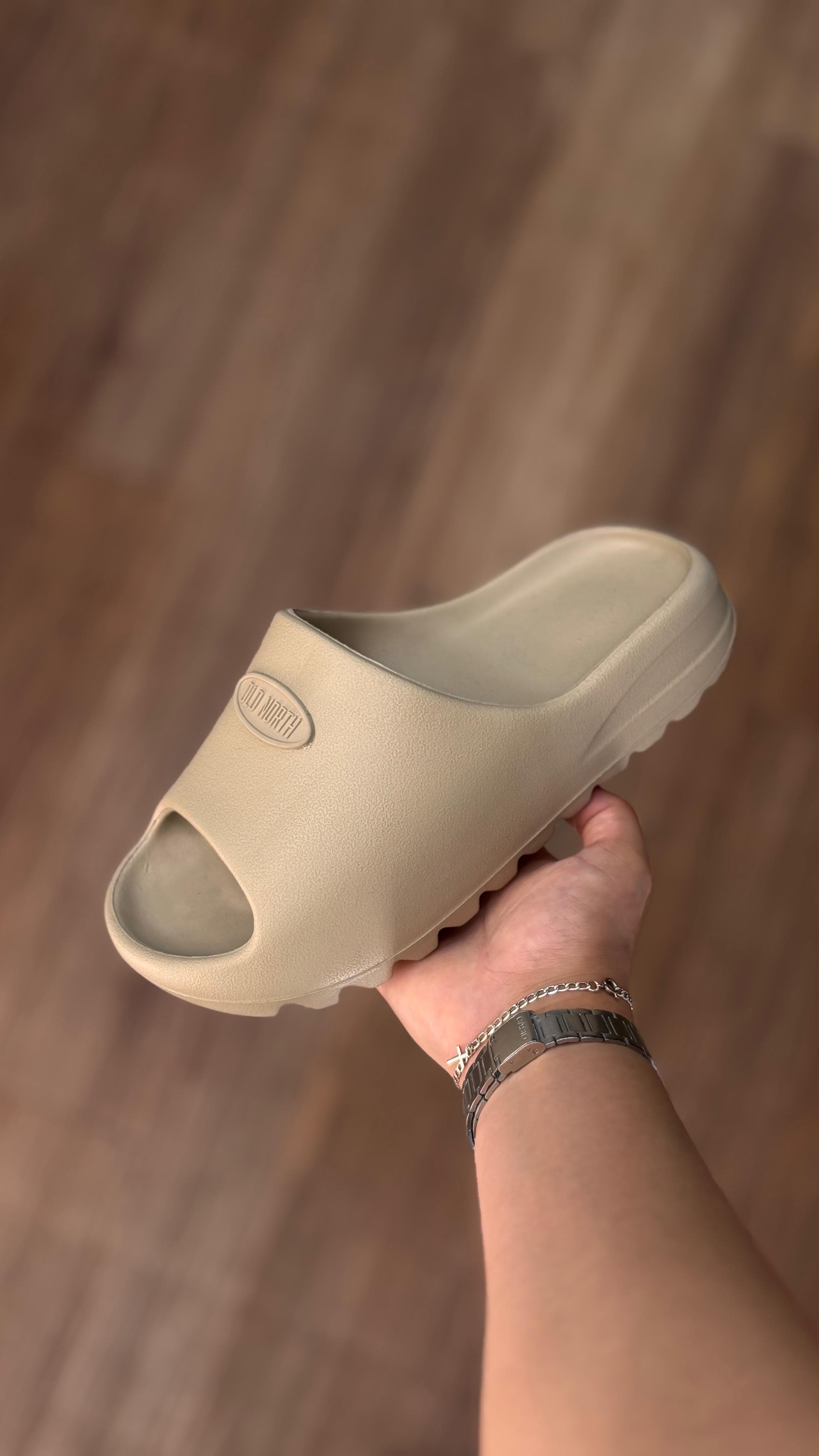 Chinelo Nuvem Old North - Clasic Bege
