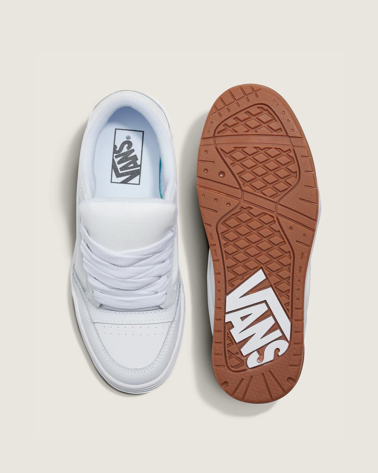 Tênis Vans - Hylane White/Gum